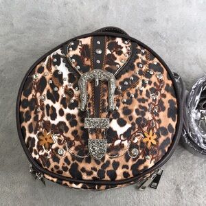 Western Buckle Cheetah Print Vegan Leather Round Crossbody New